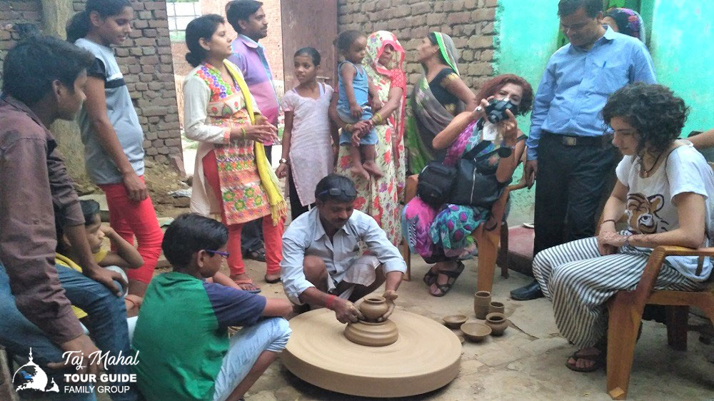 Taj Mahal Tour With Indian Pottery Demo