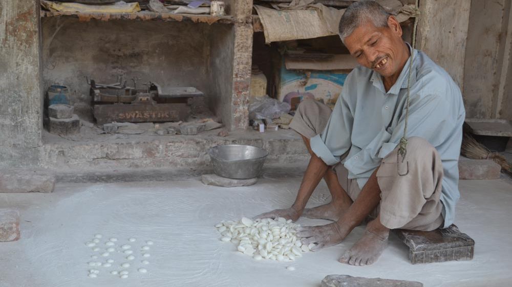 6880c60e69599-north-india-tour-1.jpg