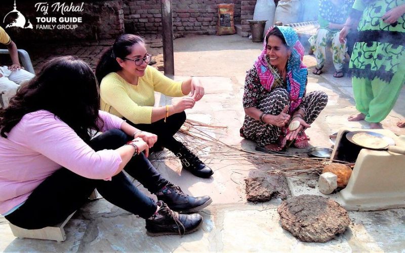 68b8aea1f1b8c-indian-village-cooking.jpg