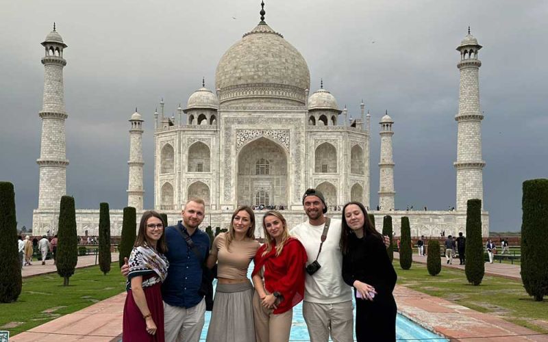 6ad1c73f1a45b-taj-mahal-tour-with-spanish-speaking-guide.jpg