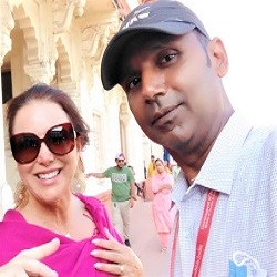 Vijay Kumar Narayan, Taj Mahal Tour Guide